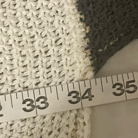 Easel Cream, Tan & Gray Colorblock Oversized Knit Sweater, size 3X - Picture 7 of 10